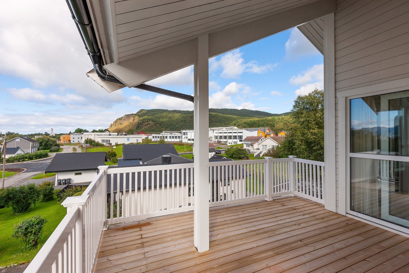 Utsikten over nærområdet. Galleribilde