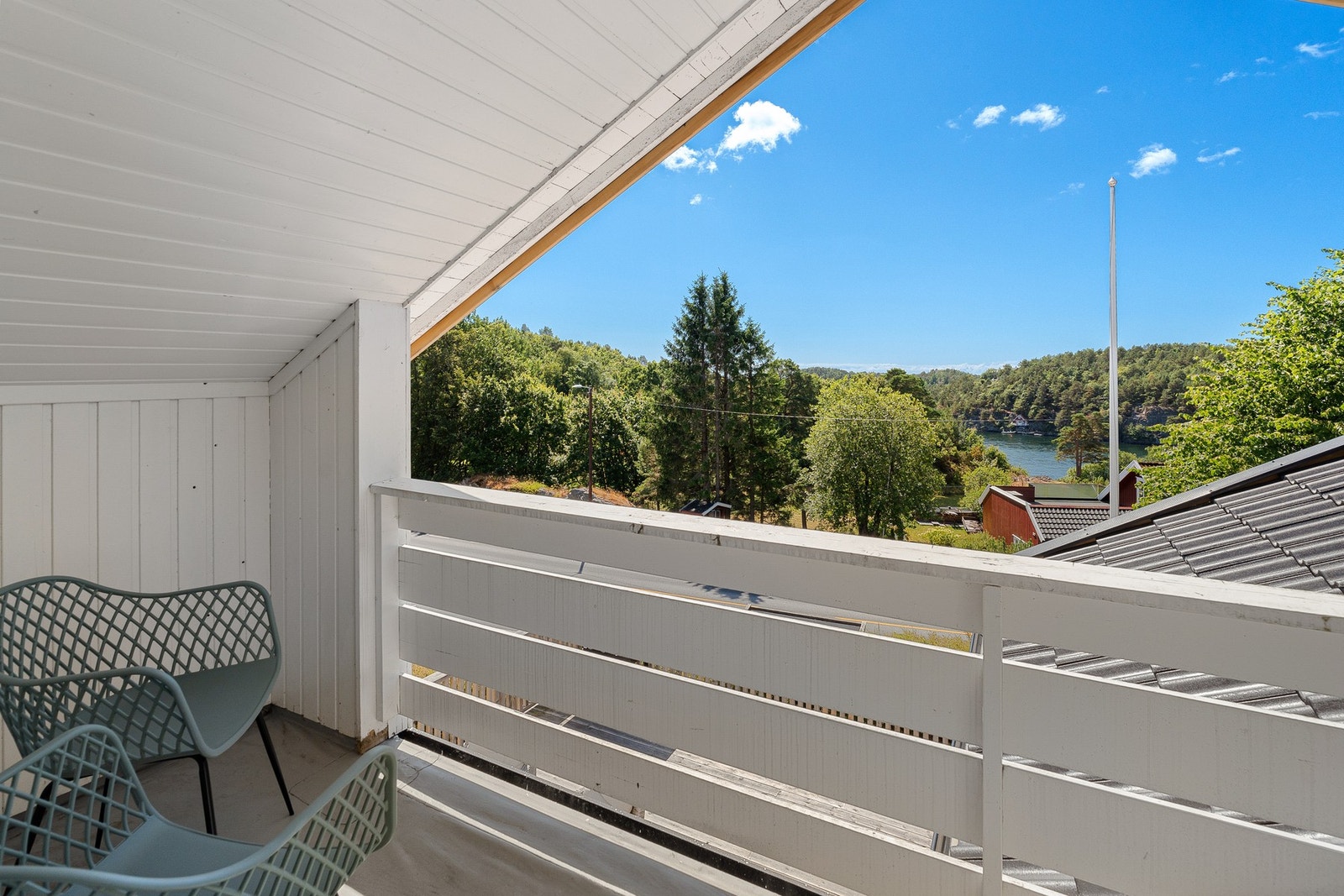 ...egen overbygd terrasse - Galleribilde