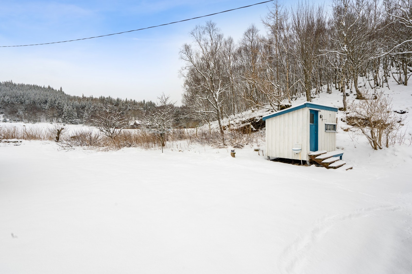 Eiendommen har en landlig og rolig beliggenhet. Galleribilde