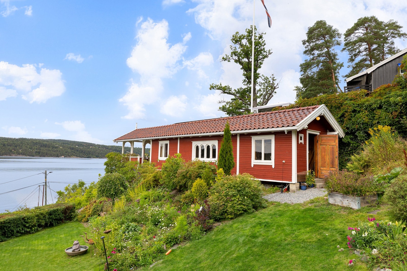 Anneks (annekset er registrert som fritidsbolig med adresse Svartskogveien 18B) Galleribilde