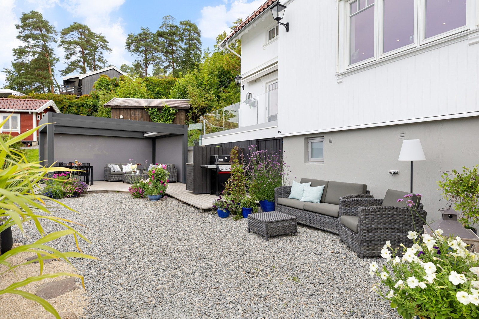 Uteplass Galleribilde