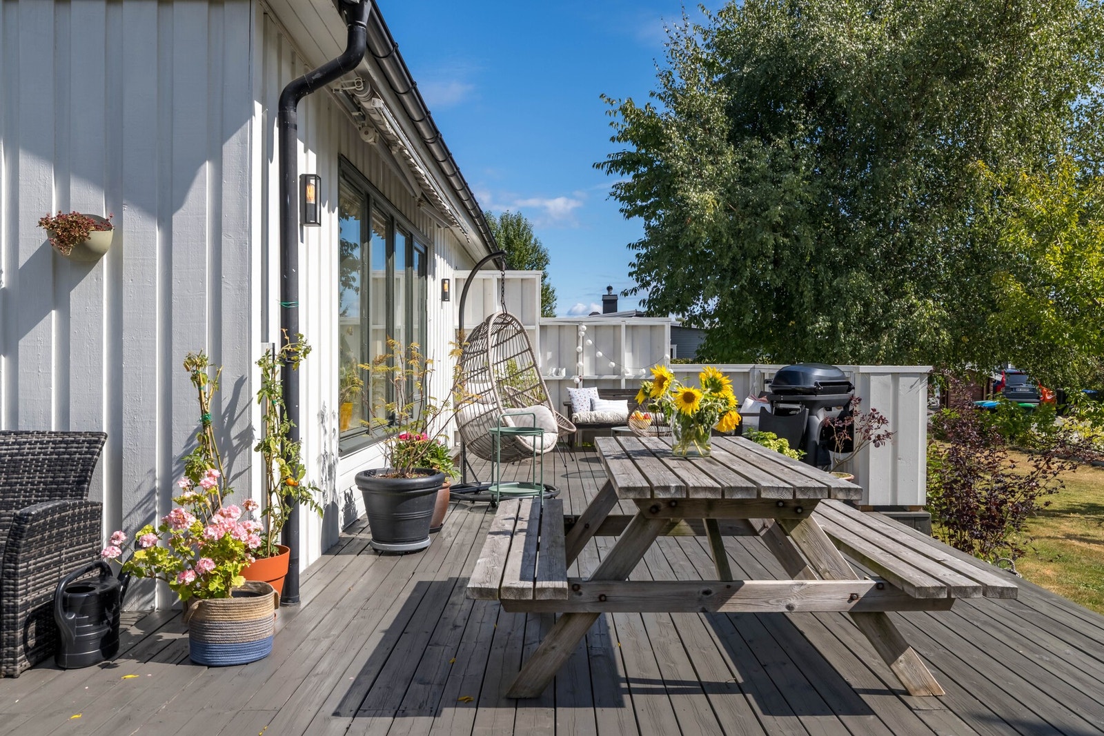 Nydelig terrasse med gode solfhold. Galleribilde