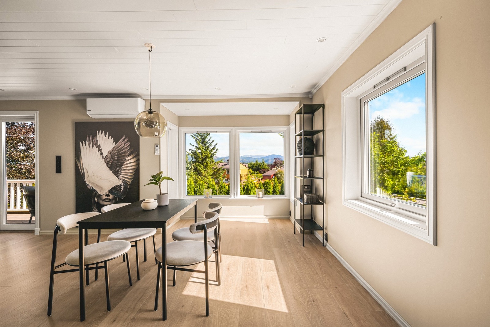 Bergby &Partners v/ Tarek André Bergfjord har gleden av å presentere Arefjordvegen 103! Galleribilde