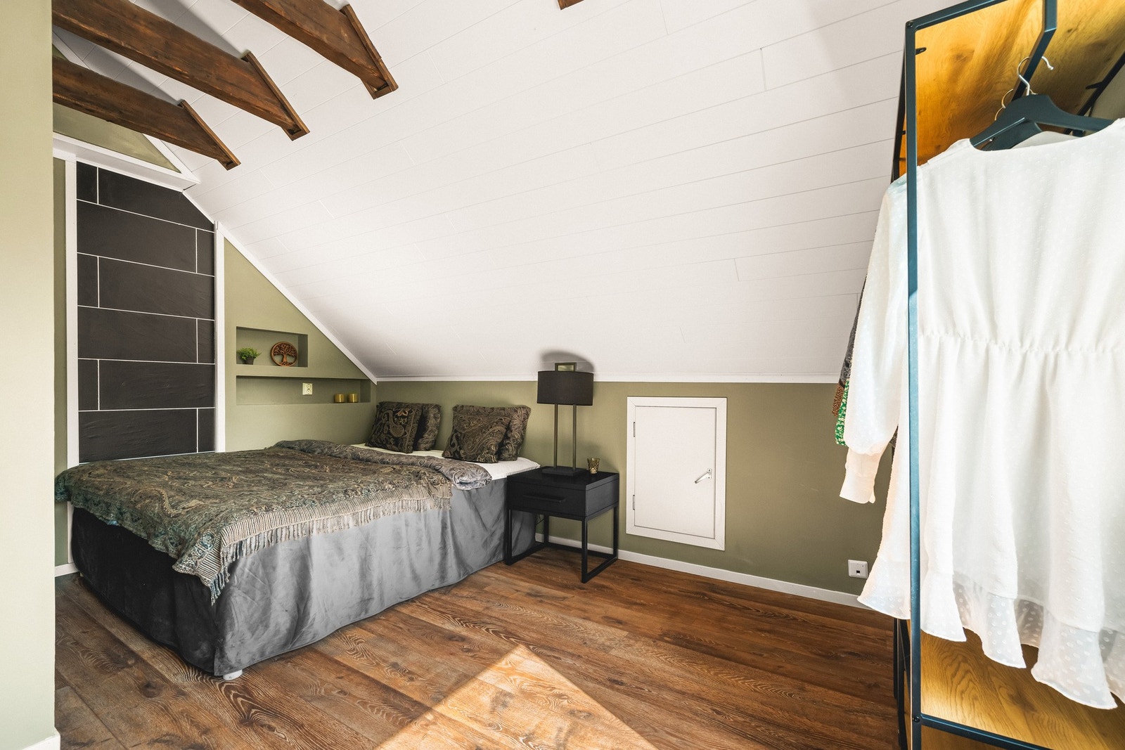 Dette har et romslig areal på 13,5 m². Galleribilde