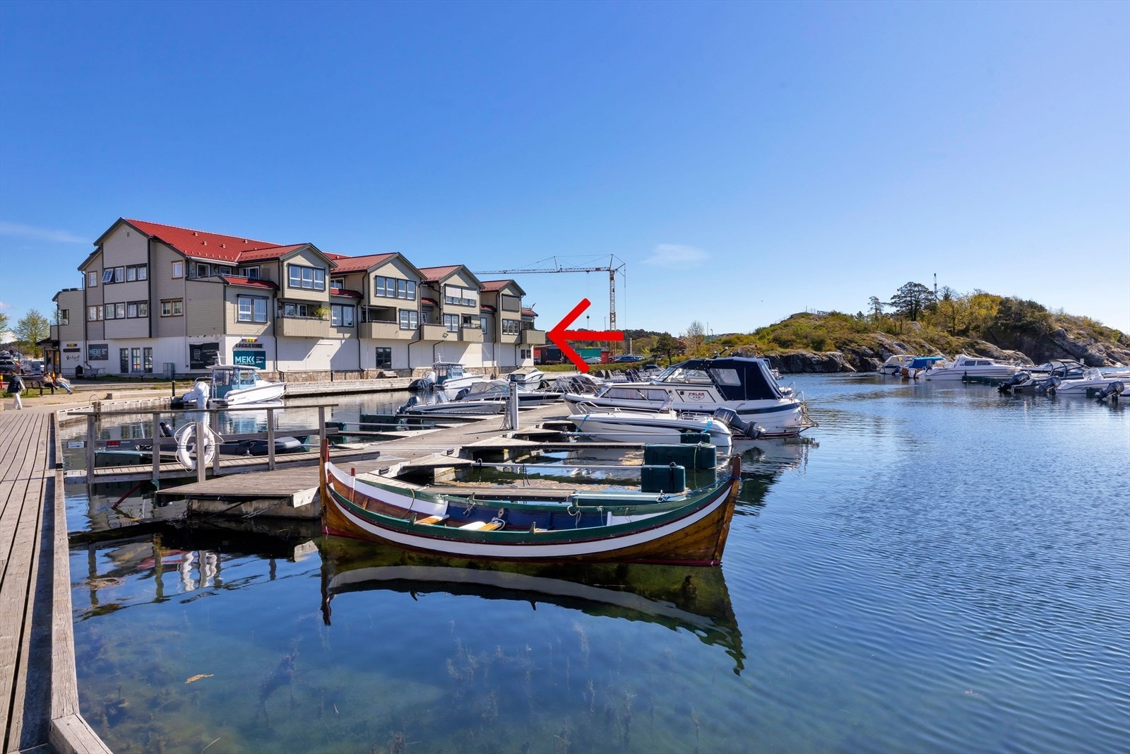 Bryggekanten som nærmeste nabo. Galleribilde