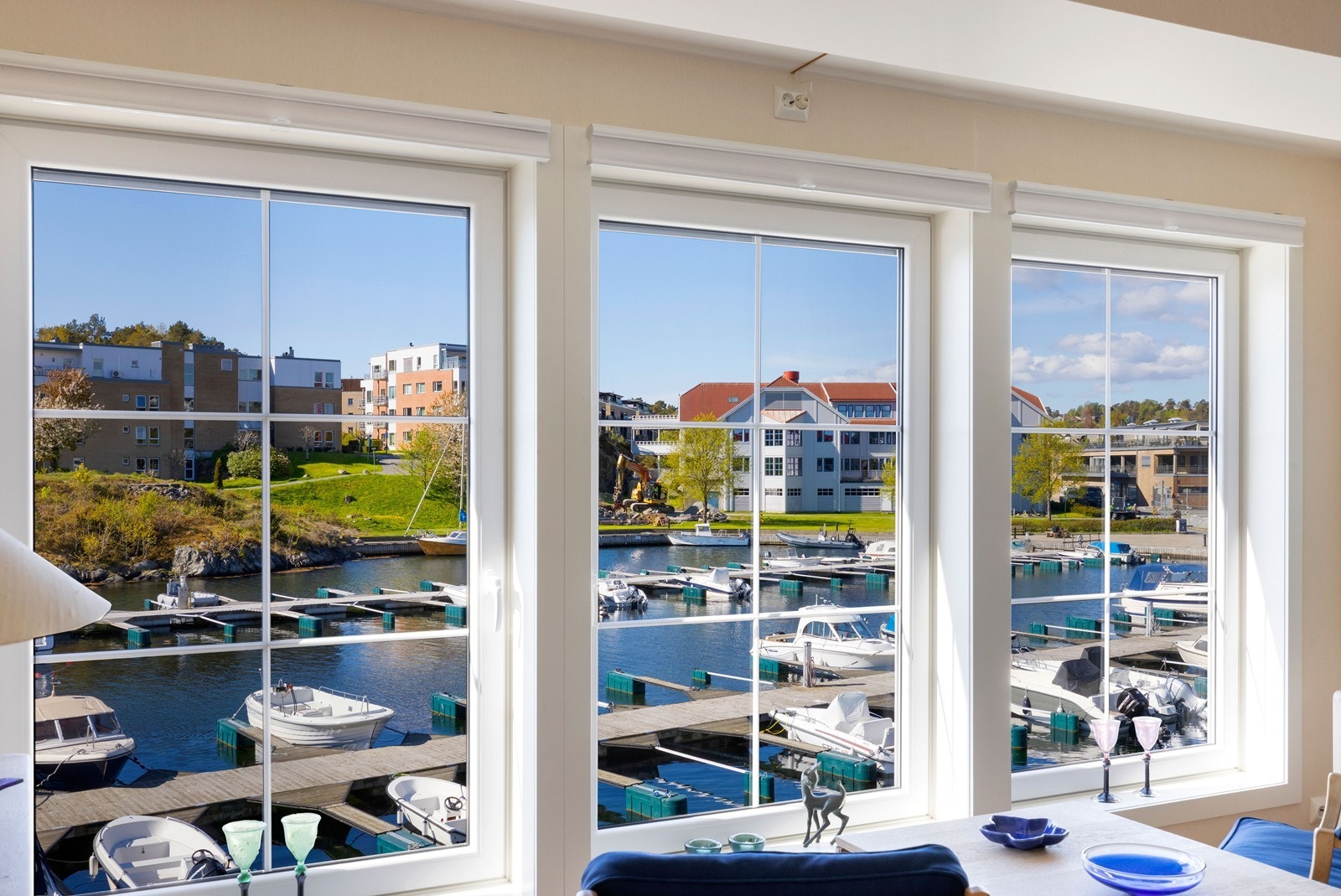 Leiligheten ligger bokstavelig talt i vannkanten. Galleribilde