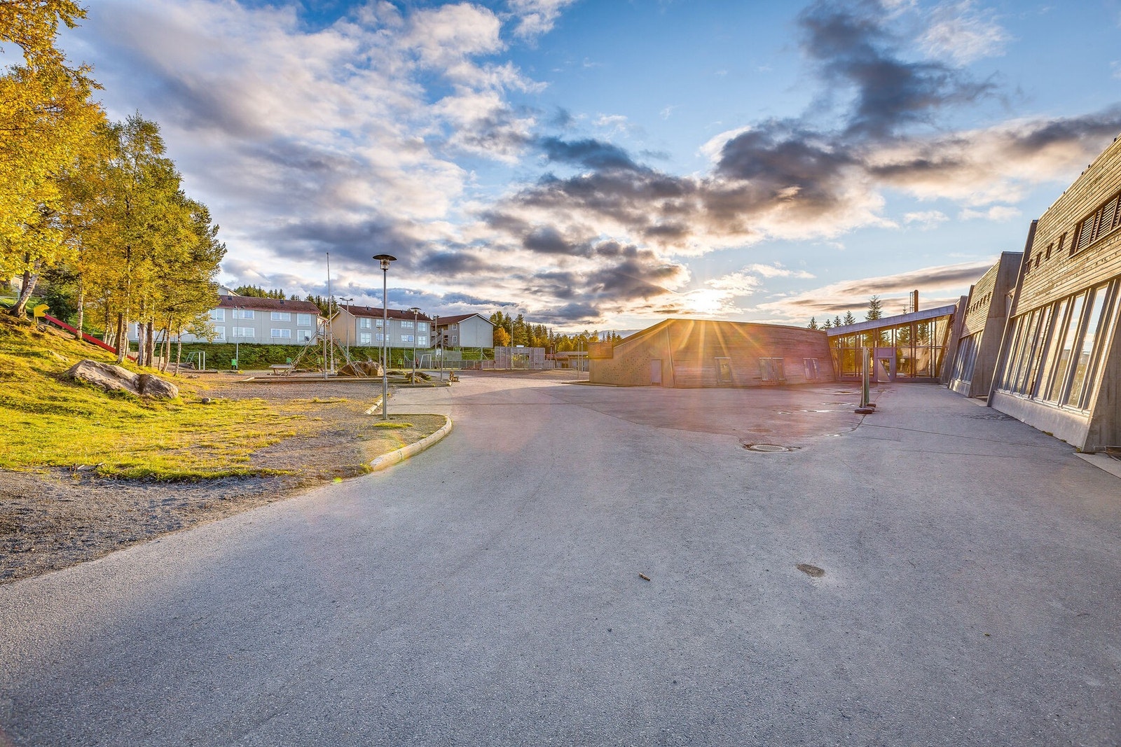 Skistua skole (1-7 kl.) ligger kun 9 minutters gange unna. Galleribilde