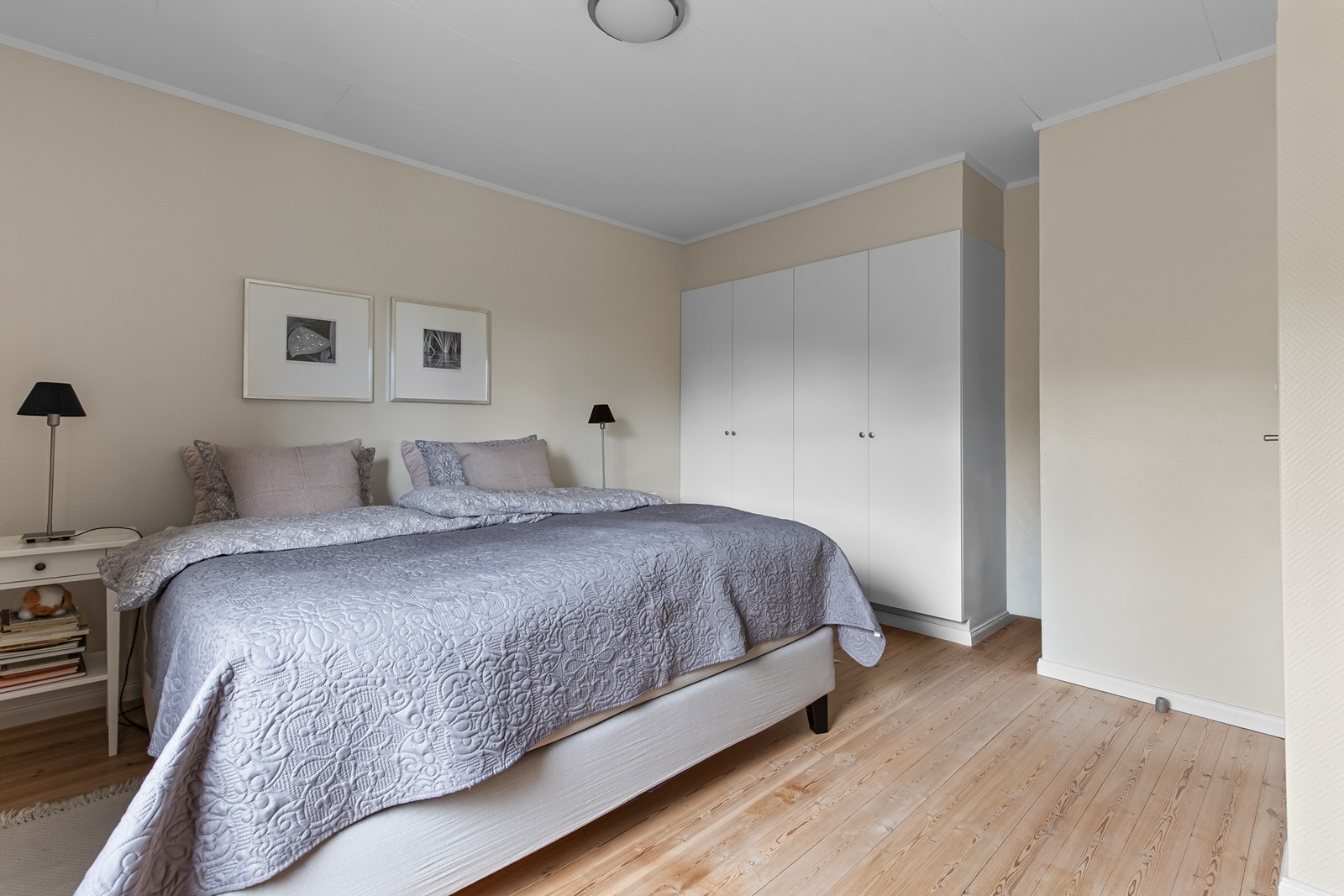 Her er det også god plass til garderobe Galleribilde