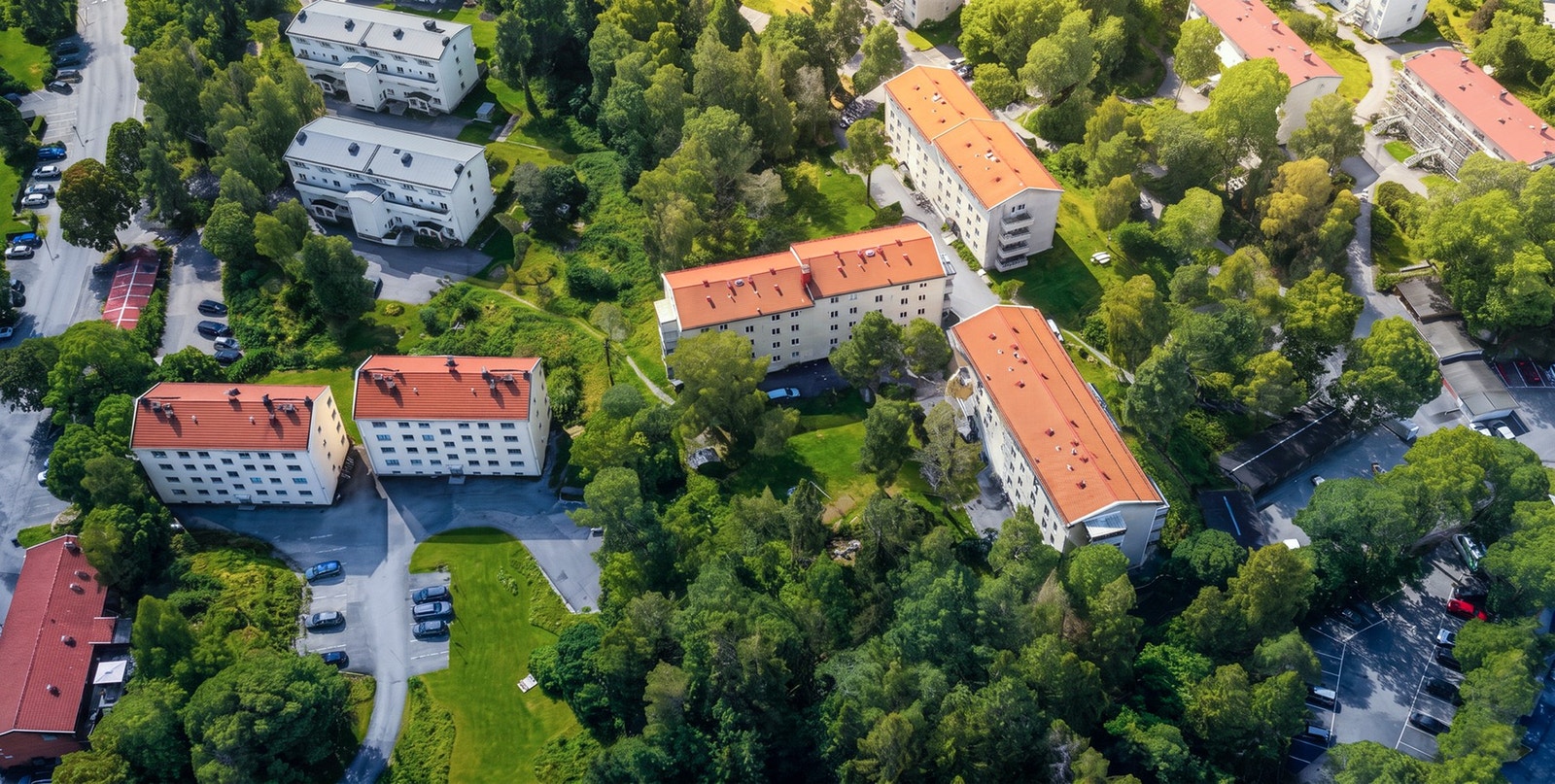 Boligområdet består av mennesker i alle mulig aldre og er et supert sted for de som vil bo i nærheten av både by og mark. Galleribilde