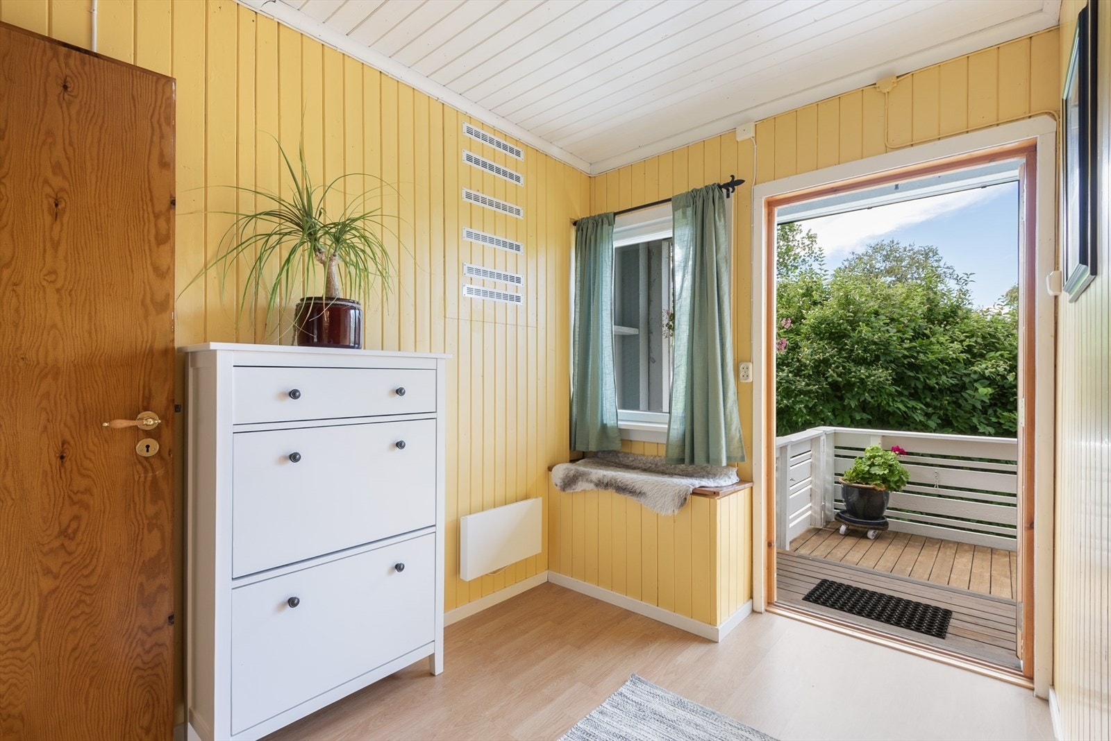 Utgang til terrassen. Galleribilde