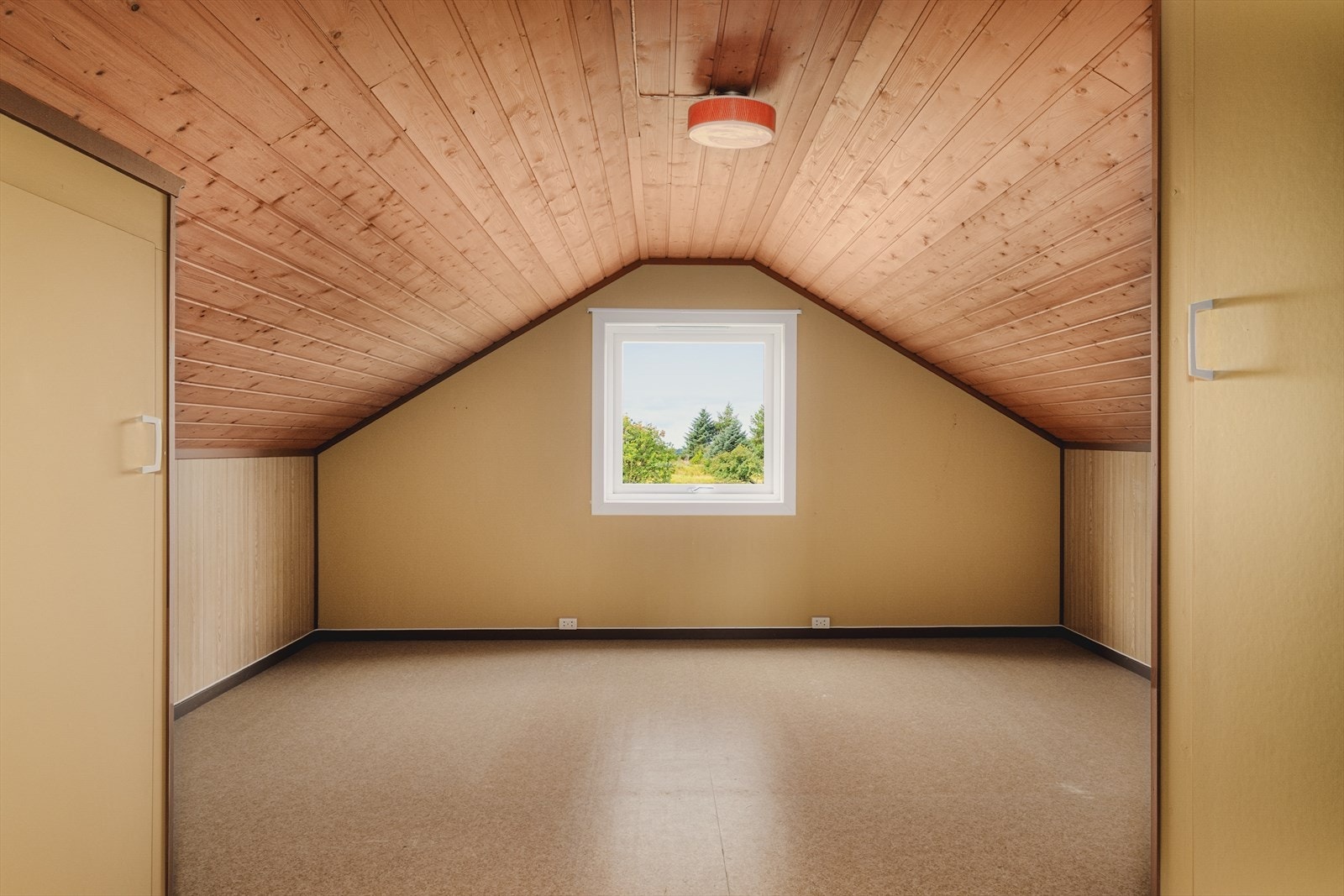 Soverom 2 på loft Galleribilde