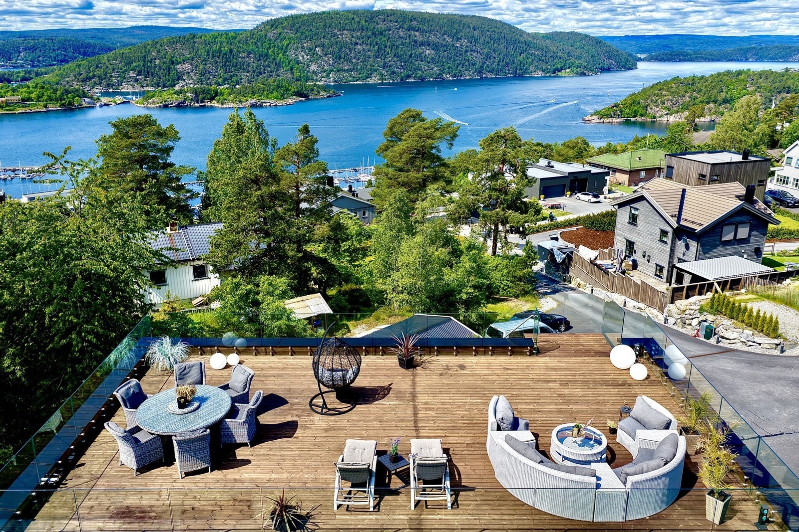 Velkommen til Vannverksveien 43A! Foto: Husfoto. Galleribilde