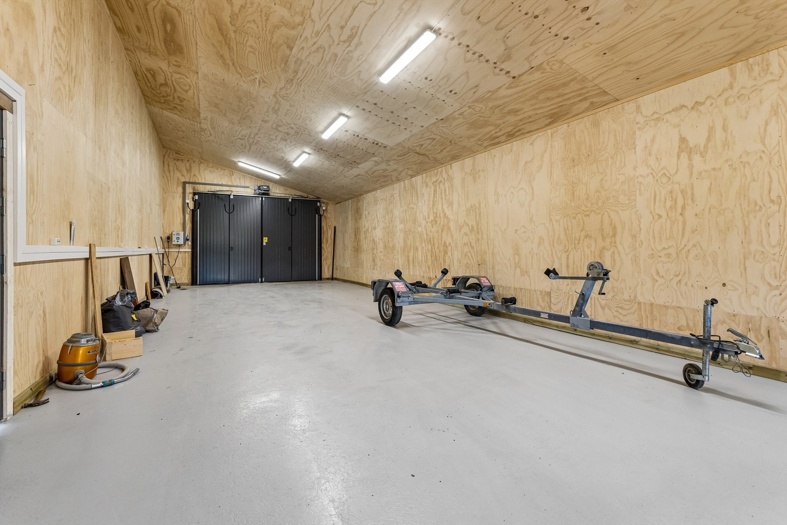 Den nye hallen er et stort og fleksibelt areal for lagring eller aktivitet. Galleribilde