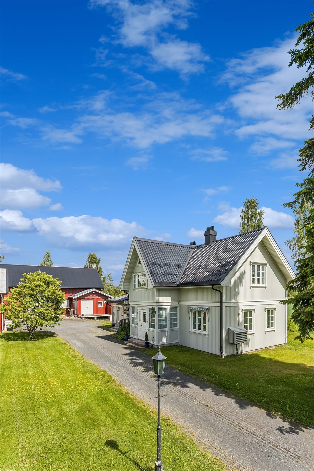 Velkommen til Tinghusvegen 45! Foto: Elisabeth Gjerdingen v/Efkt Galleribilde