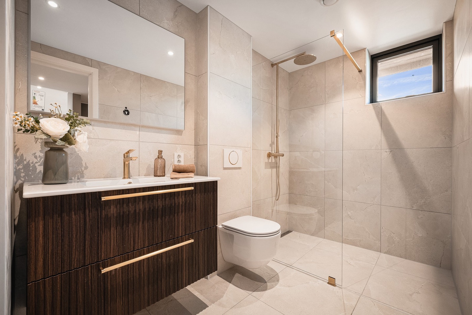 Pent en-suite bad på 5 kvm. Galleribilde