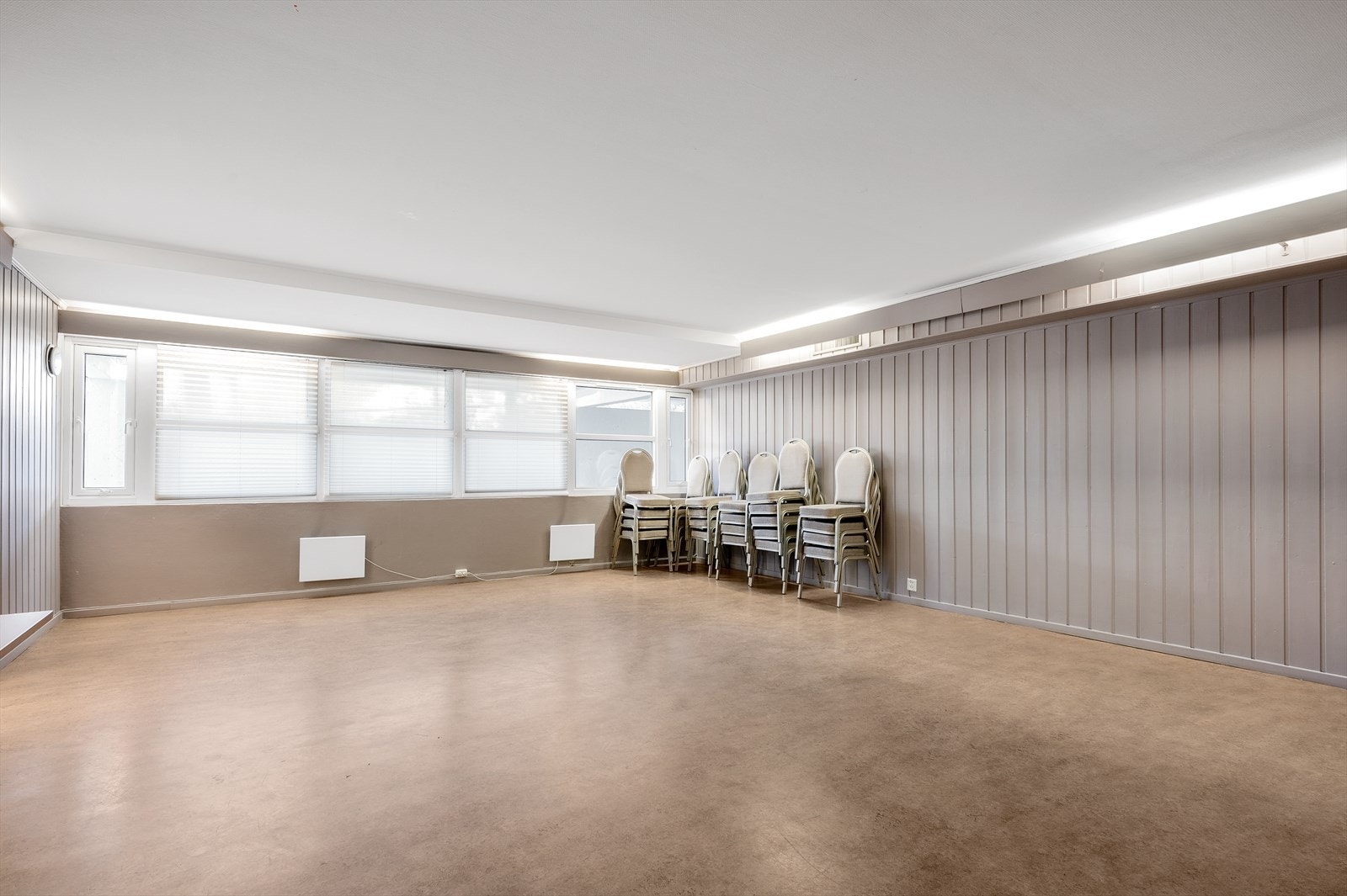 Borettslaget har et stort selskapslokale som kan leies av beboerne til private arrangementer. Galleribilde