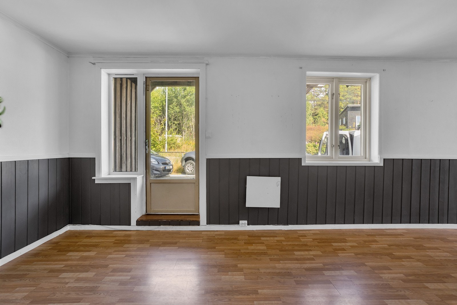Fra stuen er det direkte utgang til terrassen. Galleribilde