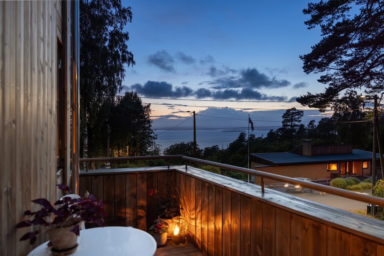 Like, om ikke mer, koselig om kvelden Galleribilde
