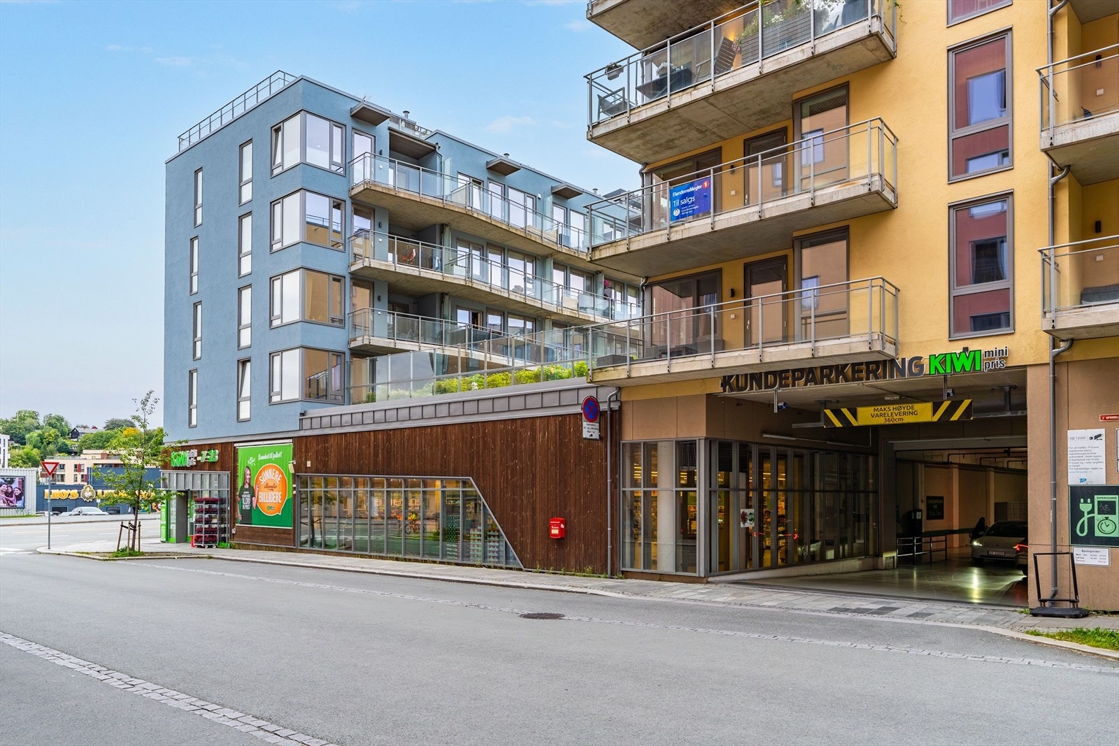 Ett minutt. Så kort tid tar det fra du låser ytterdøren til du står inne på Kiwi eller Coop, enklere blir det knapt. Galleribilde