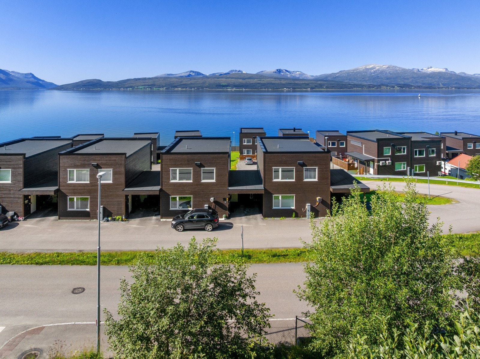 Nydelige utsiktsforhold over mot Kvaløya!