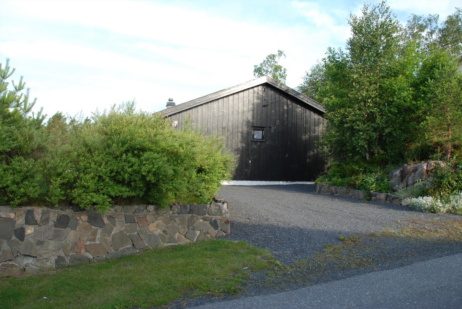 Innkjørsel_Granitten.JPG Galleribilde