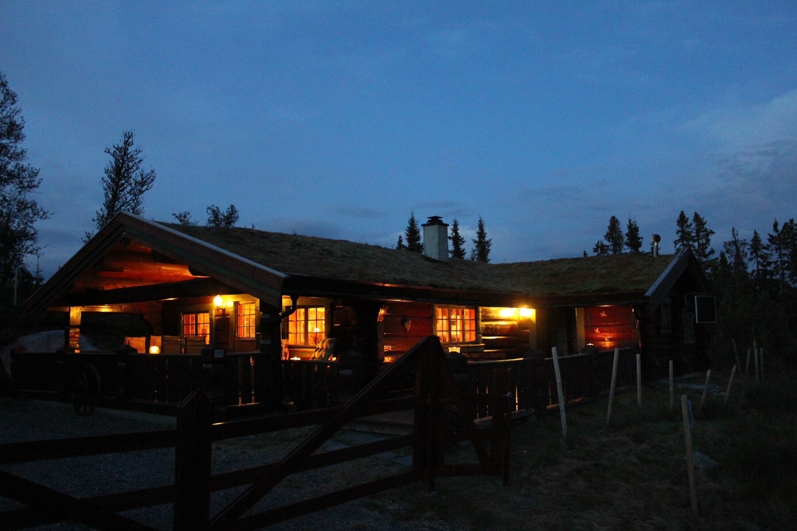 Selgers eget kveldsbilde. Galleribilde