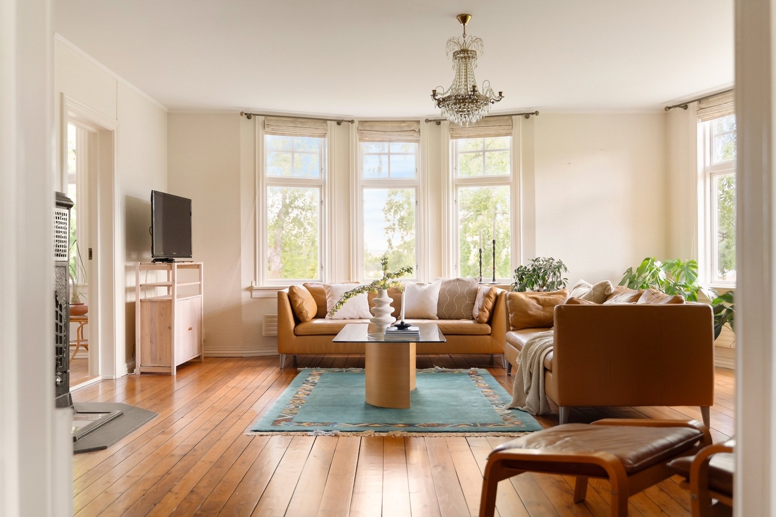 Store og innbydende rom gir Villa Åslien en representativ og samtidig lun atmosfære. Galleribilde