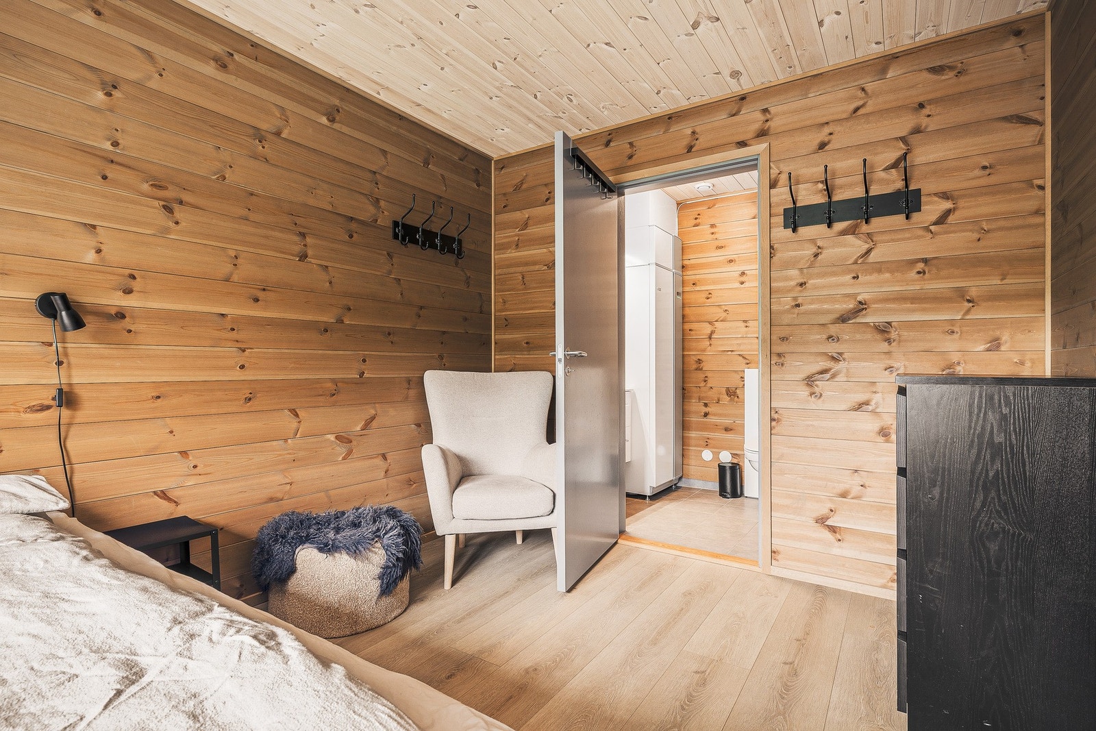 Like ved finner man også et separat toalettrom på 3,1 m² (ikke godkjent for varig opphold) Galleribilde