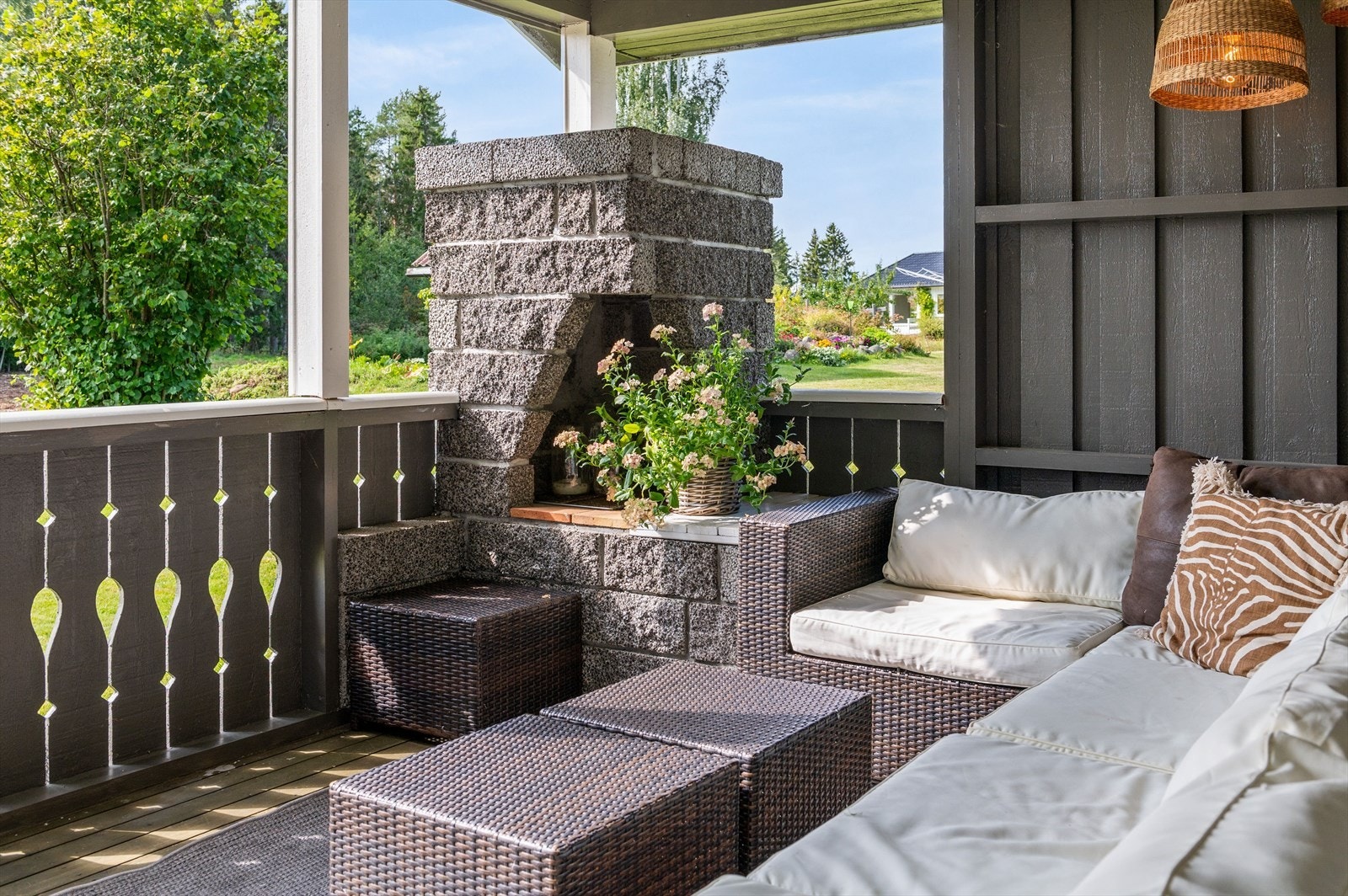Hyggelig overbygget veranda. Galleribilde