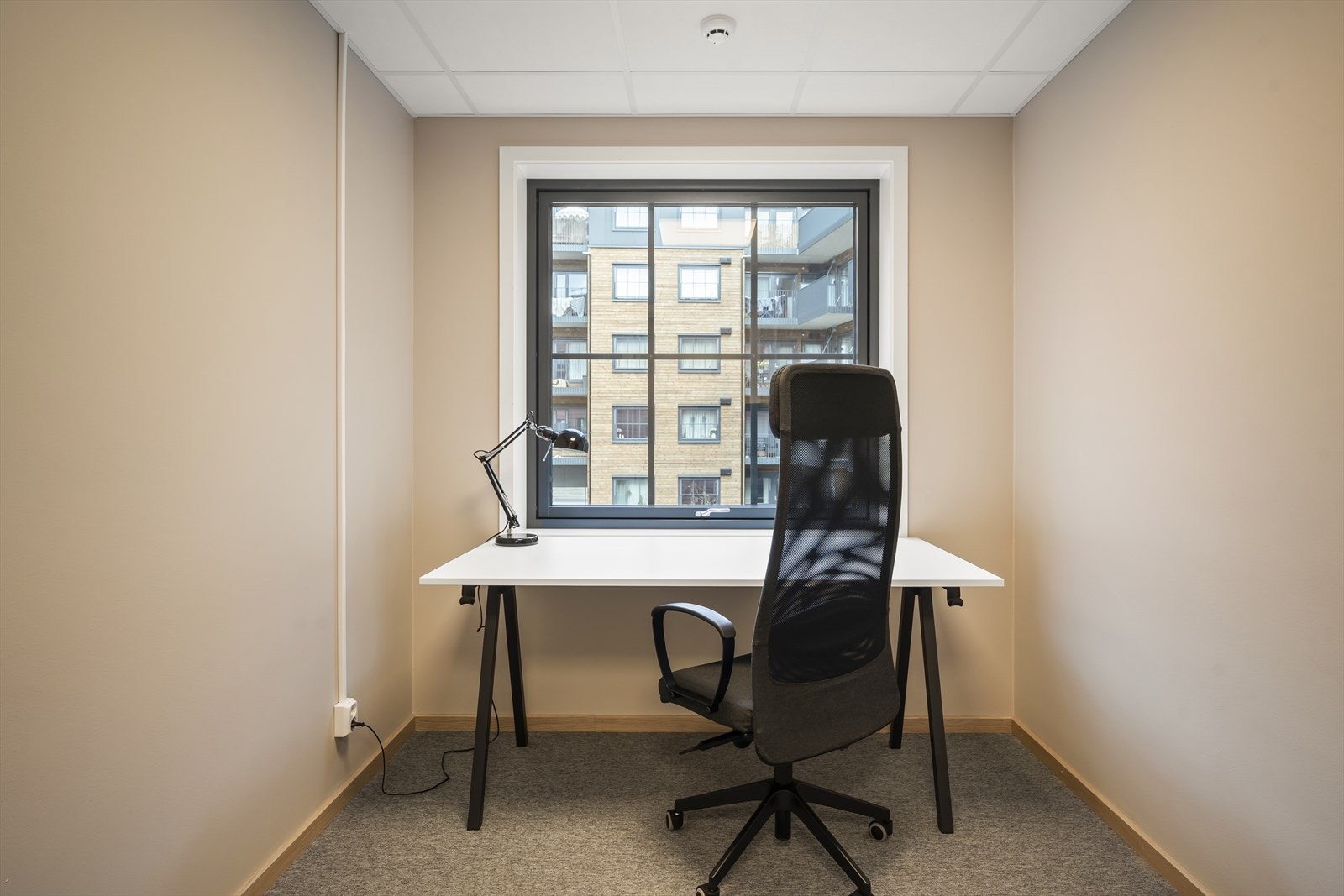 Sameiet har flere kontorer som kan benyttes til arbeid når man trenger litt ekstra ro Galleribilde