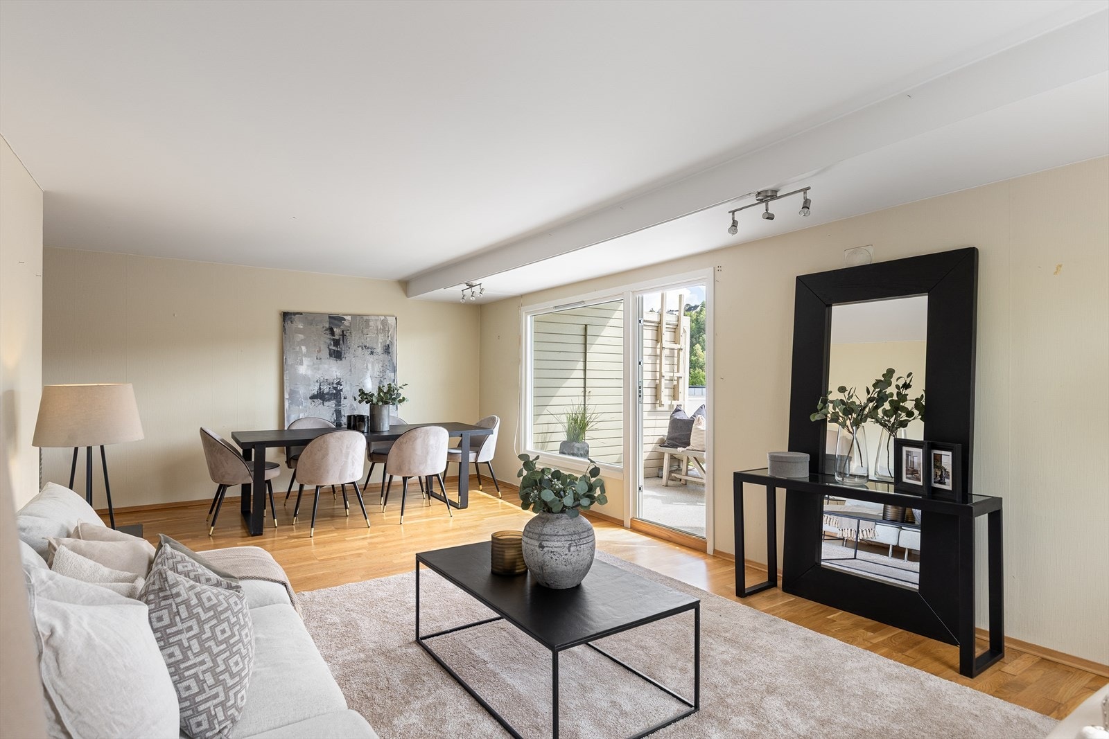 Velkommen til visning i Etterstadsletta 88 ! Galleribilde