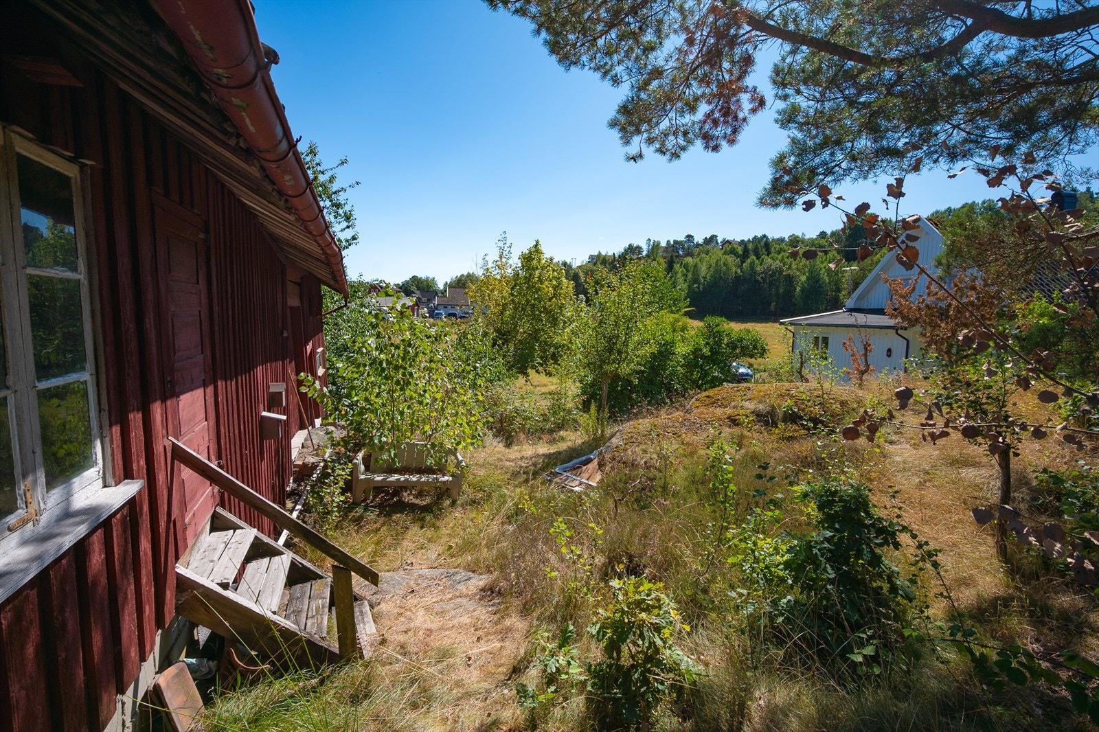 Uthuset har behov for renovering. Galleribilde