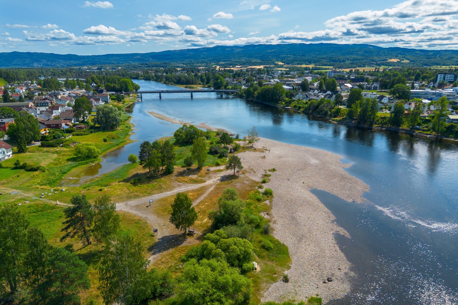 Umiddelbar nærhet til Drammenselva. Galleribilde