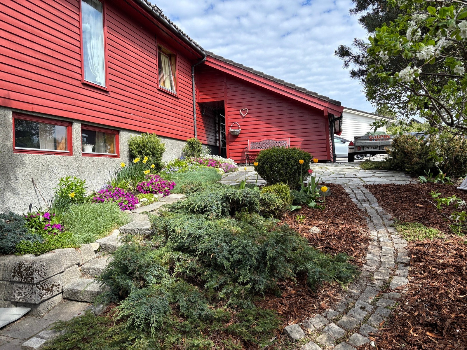 Her kan sommerdagene nytes i rolige og grønne omgivelser uten innsyn. Galleribilde