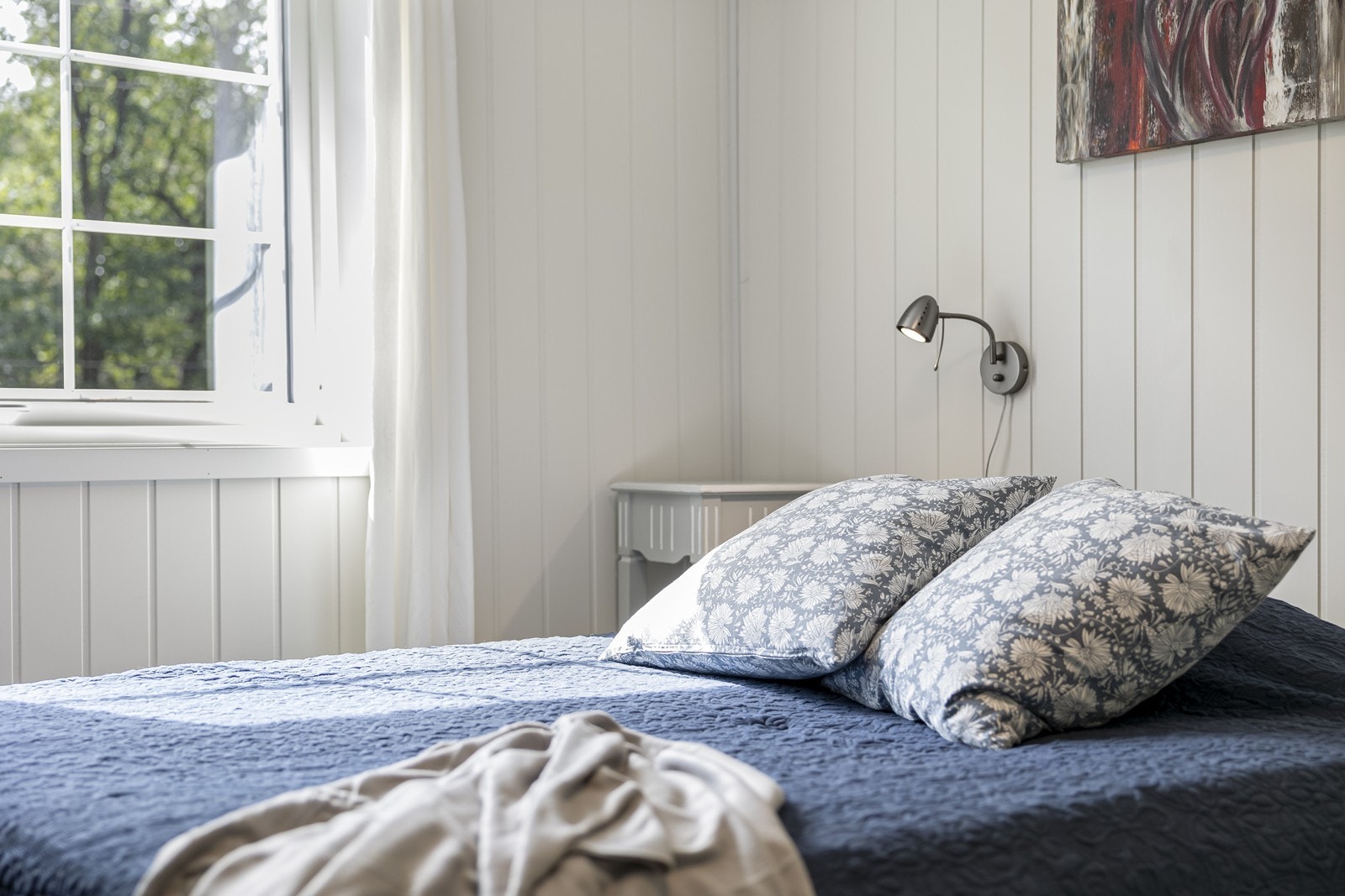 Vegger med panel gir et tidløst preg. Galleribilde