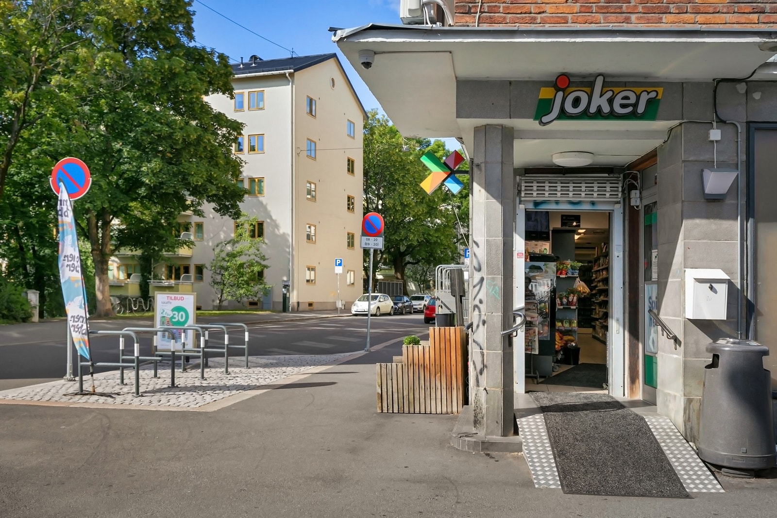 Jokerbutikken like rundt hjørnet har reddet mange søndagsmiddager takket være sine fleksible åpningstider Galleribilde