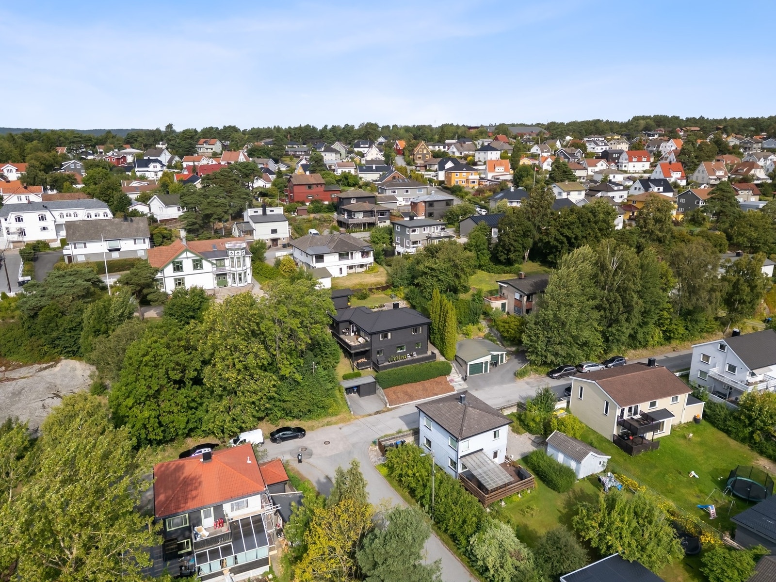 Bli en del av et etablert nabolag med nærhet til alt Galleribilde
