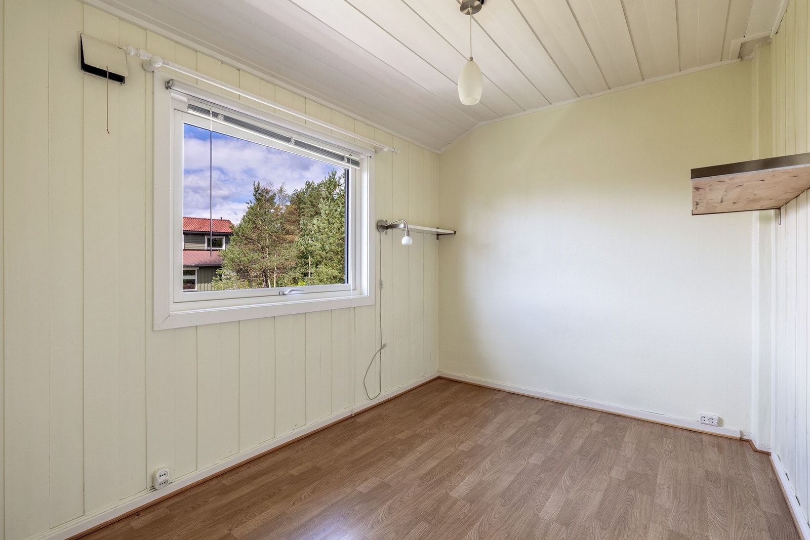 De to øvrige soverommene er ideelle som barnerom, gjesterom eller kontor, alt etter behov. Galleribilde