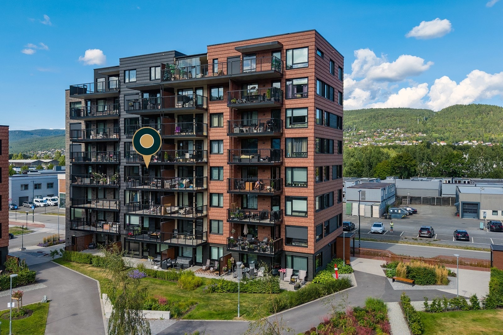 Velkommen til Sundlandveien 8! Foto: Eiendomsfoto AS Galleribilde