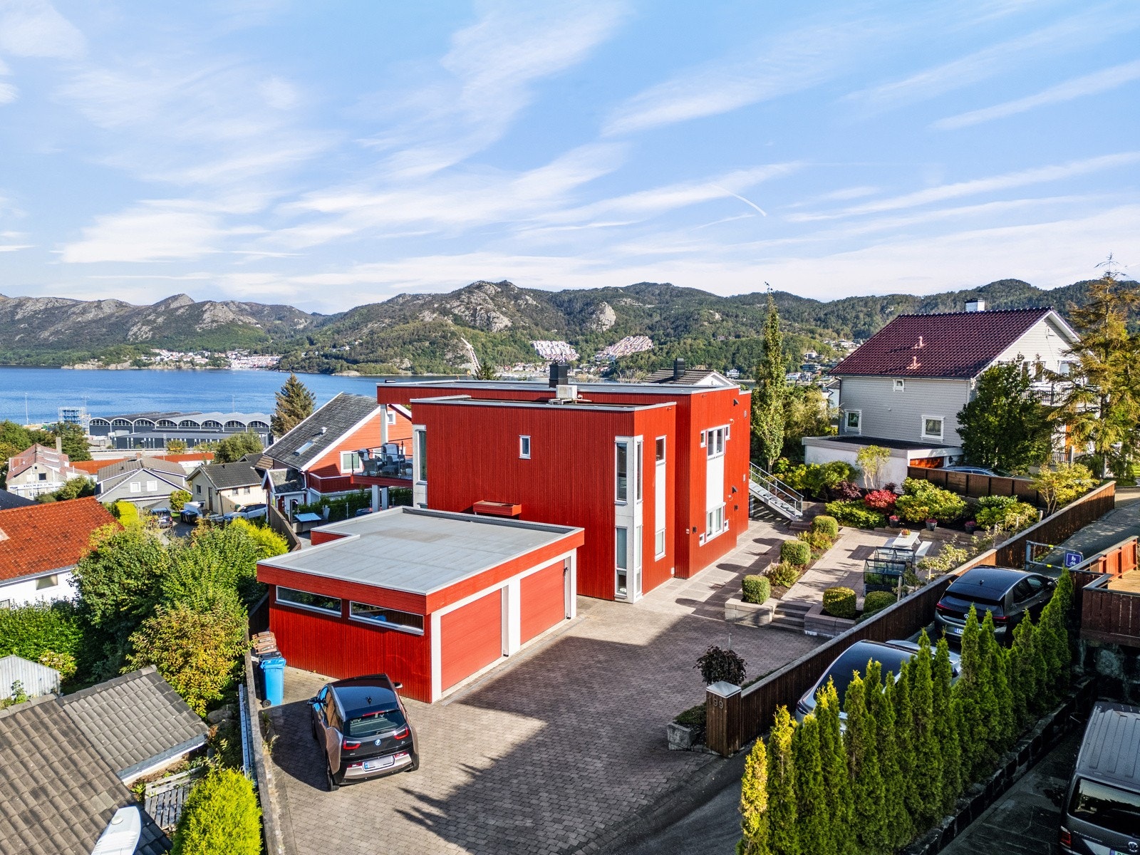 Velkommen til Postveien 199 - Presentert av Jørn Seldal v/ Privatmegleren Sandnes. Galleribilde