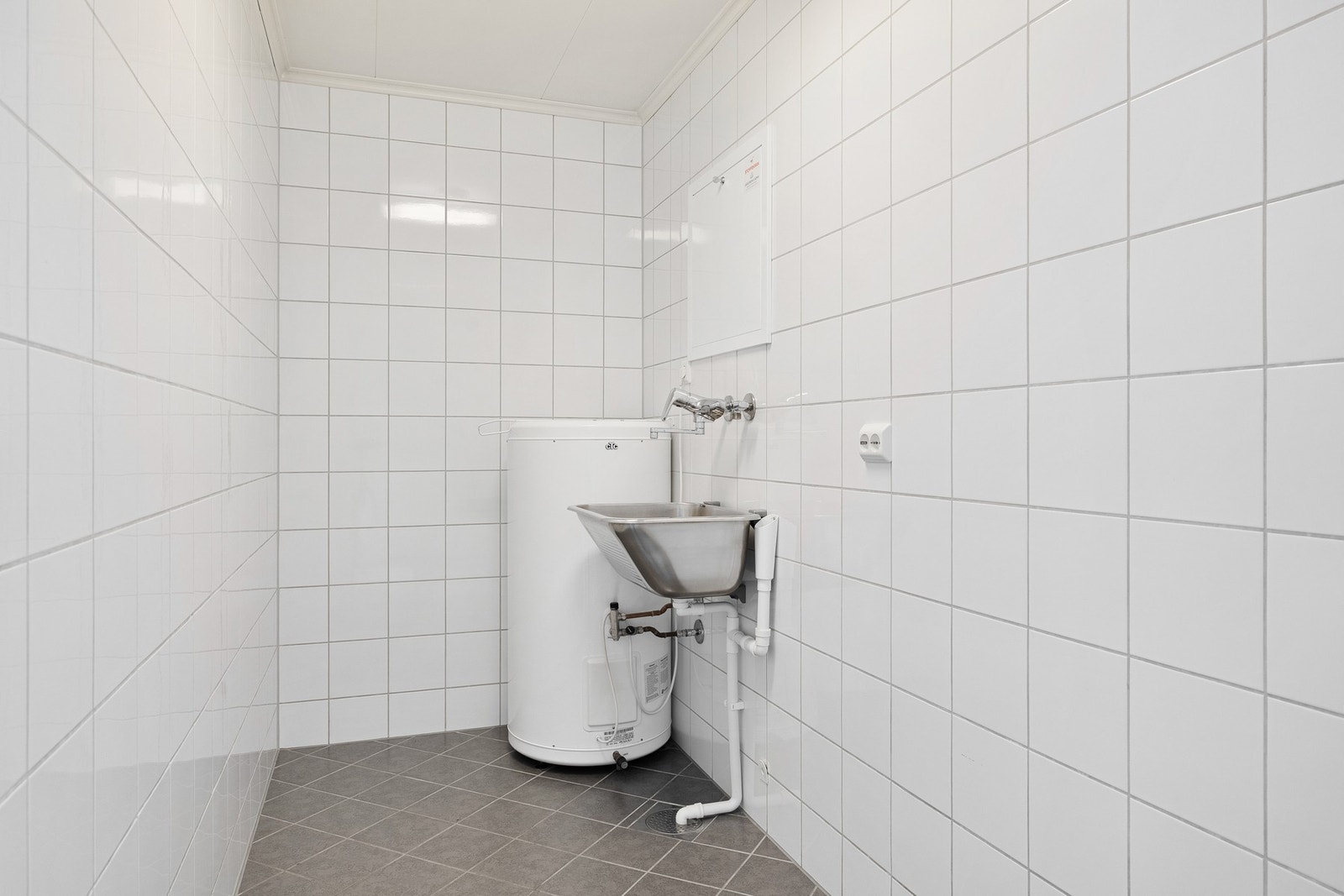 Her får du et eget vaskerom med opplegg for vaskemaskin. Galleribilde