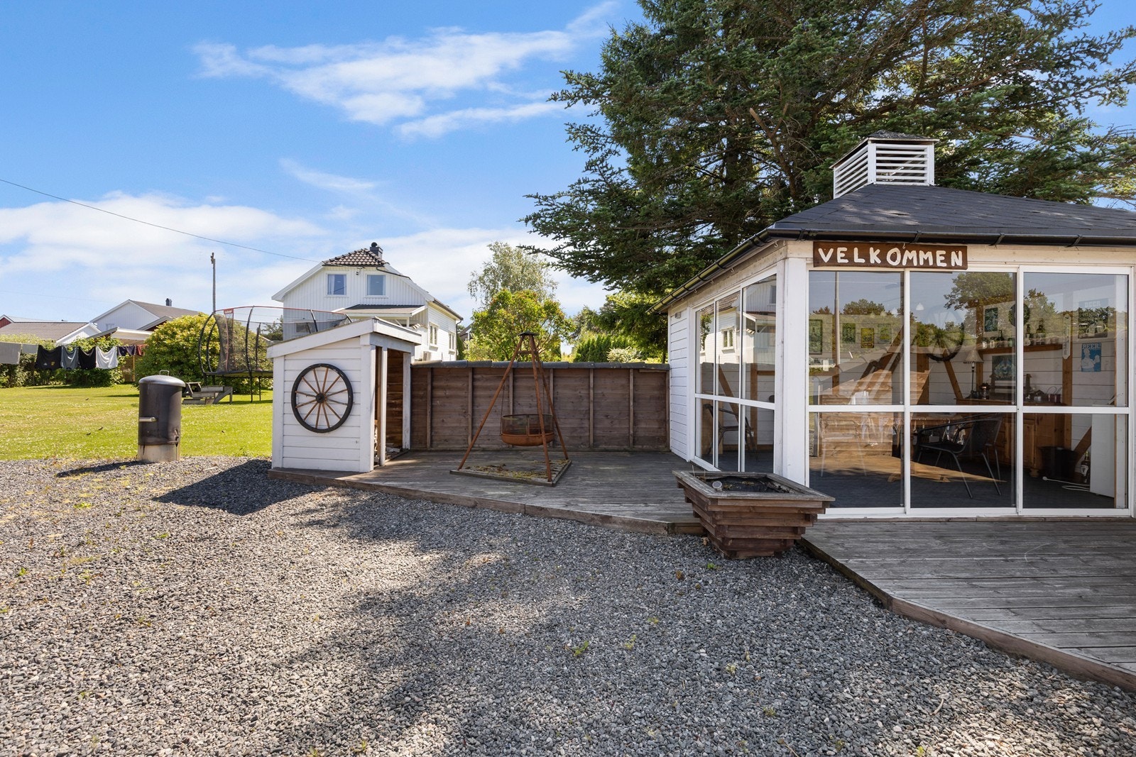 Grillbu Galleribilde