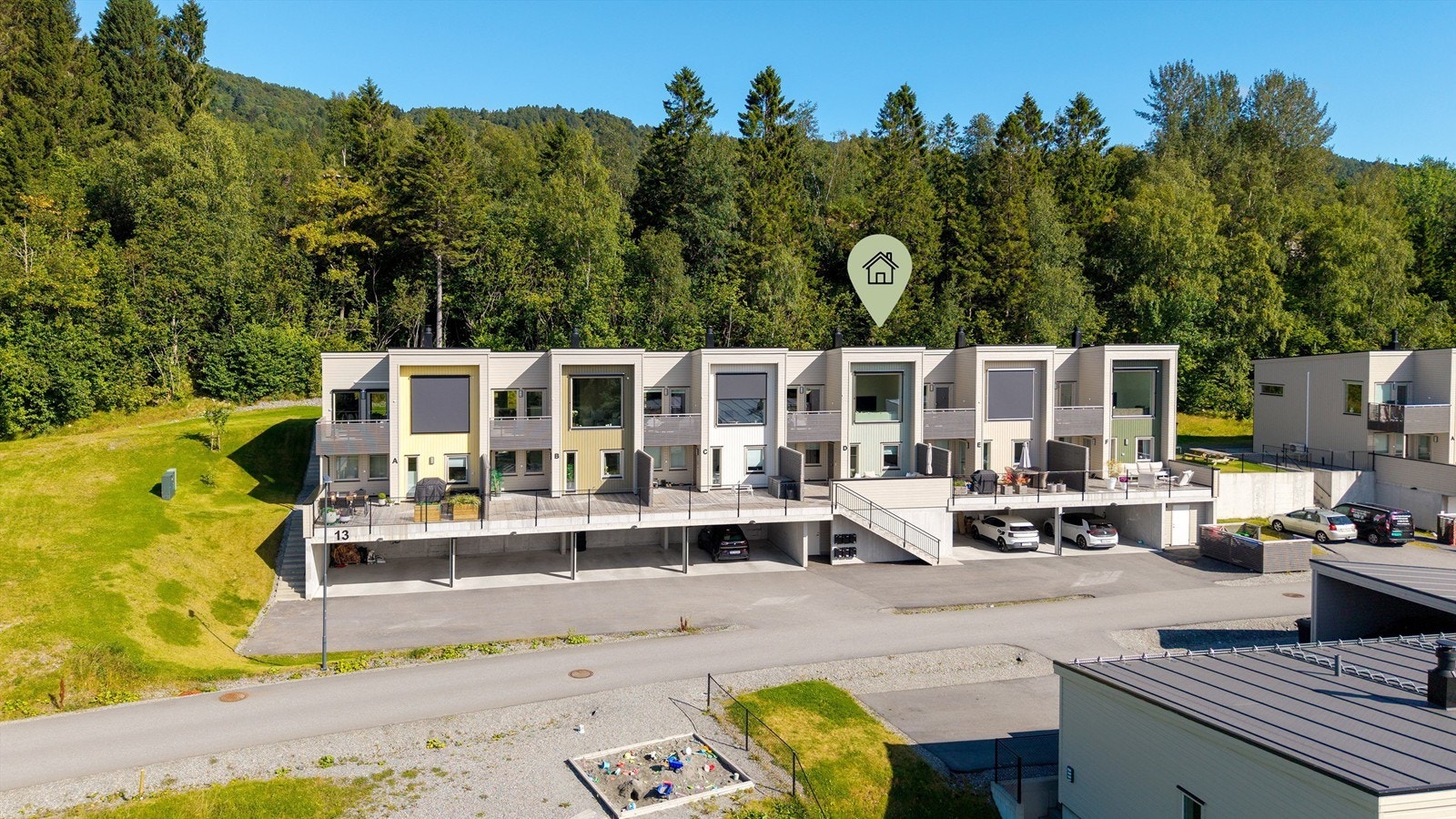 Et moderne rekkehus fra 2023 i et familievennlig område på Emblem.
Foto: Stian Wiik Galleribilde