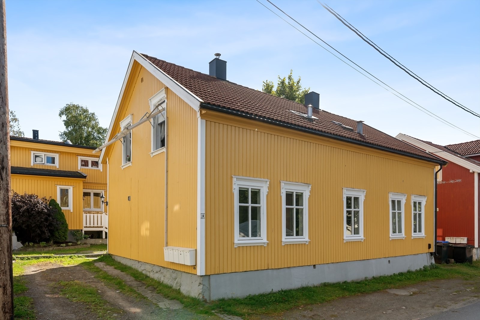 Bygården har røtter tilbake til 1896 - før både unionsoppløsningen, etablering av Bytårnet og det meste av utbyggingen av Skarmyra. Galleribilde