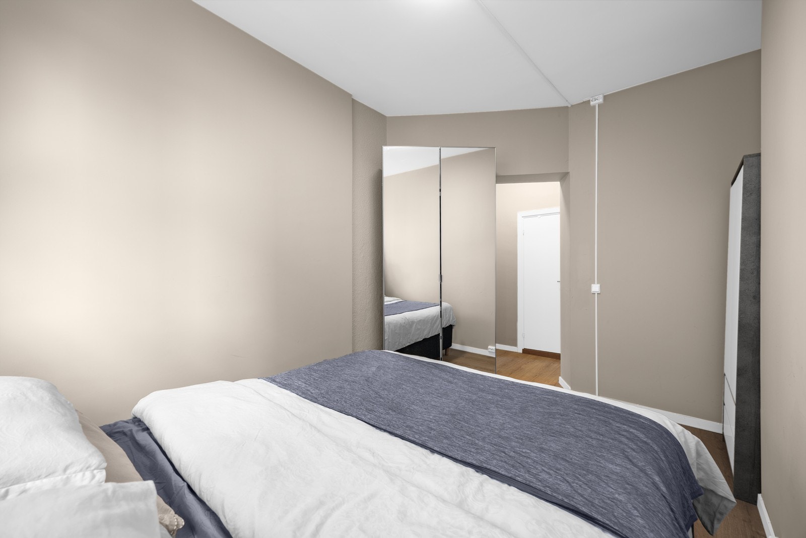 Soverommet har en praktisk utforming. Galleribilde