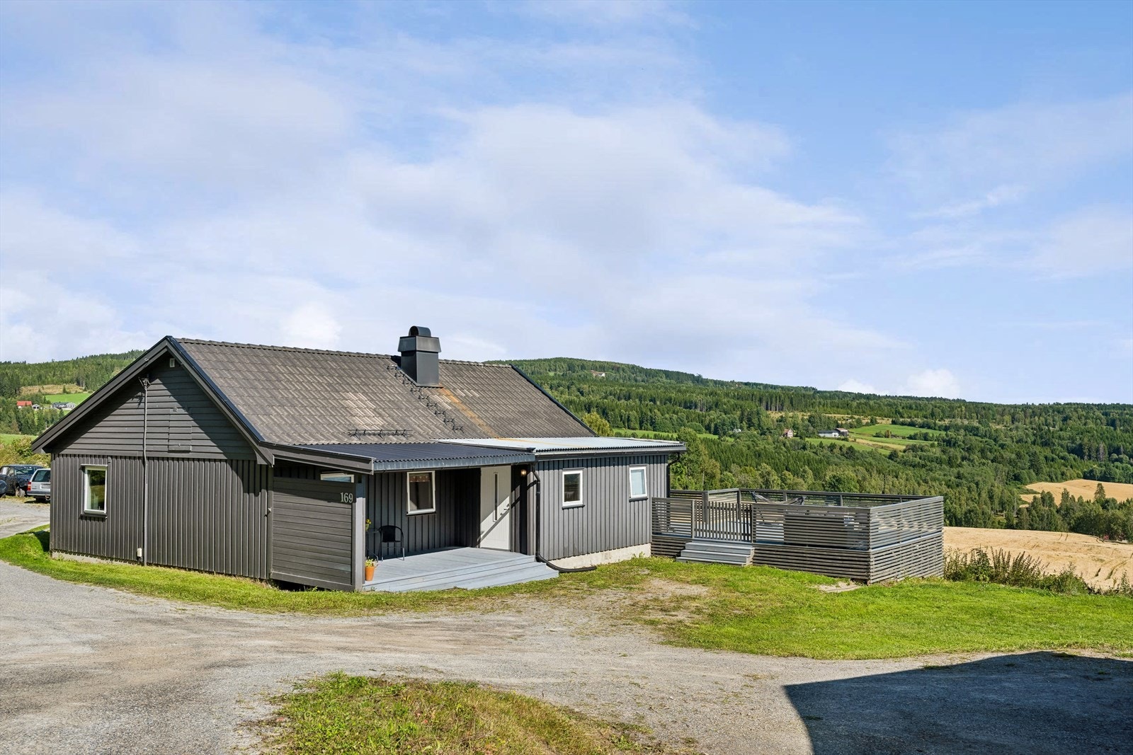 Landlige omgivelser. Galleribilde