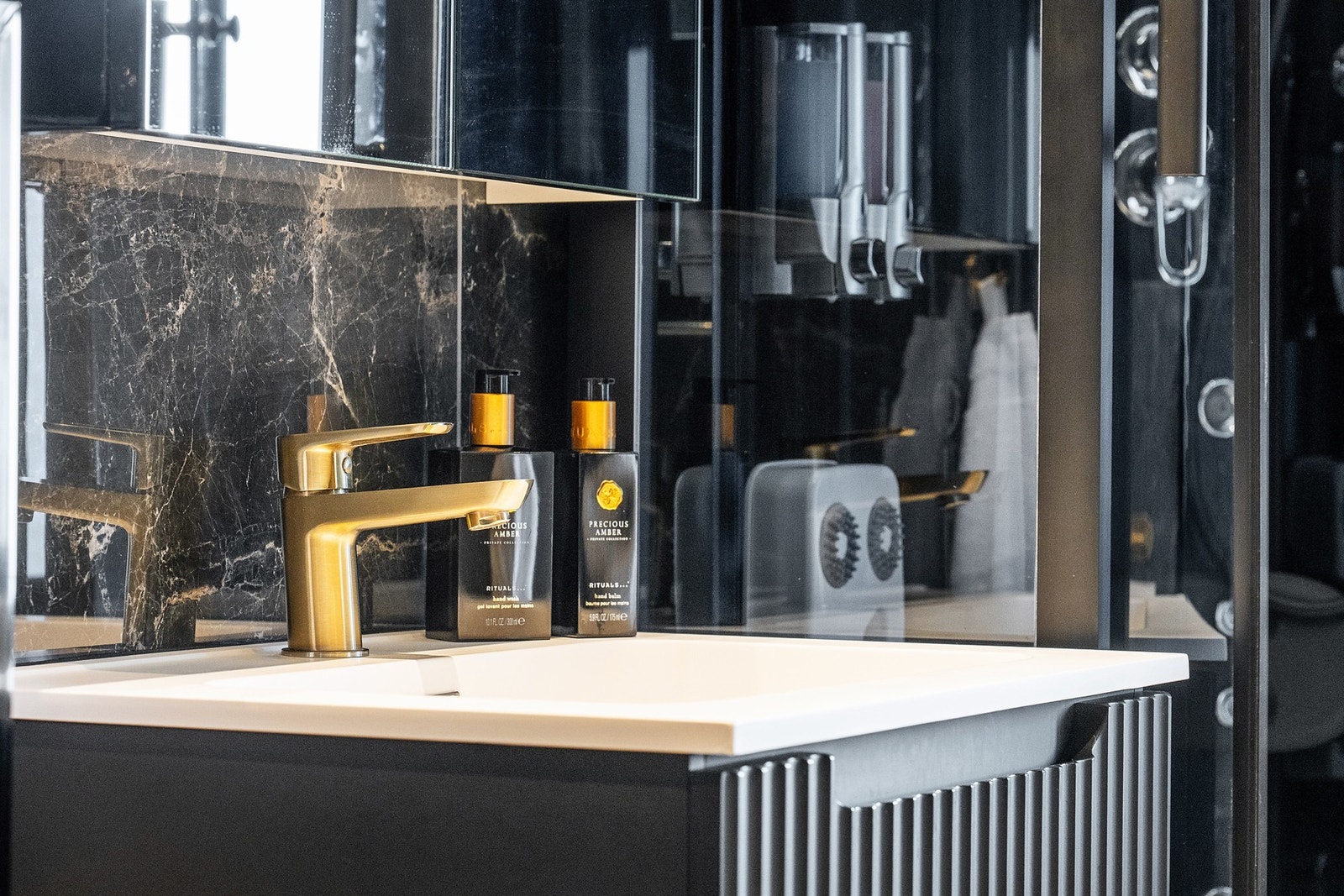 Detalj fra badet Galleribilde