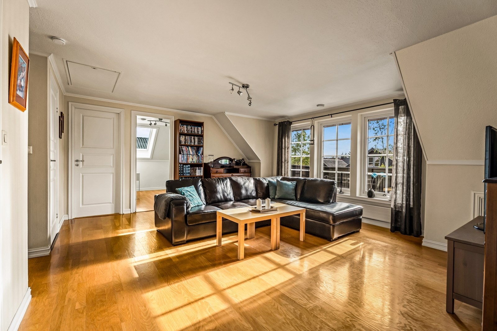 En ekstra stue som gir fleksibilitet for familien. Galleribilde