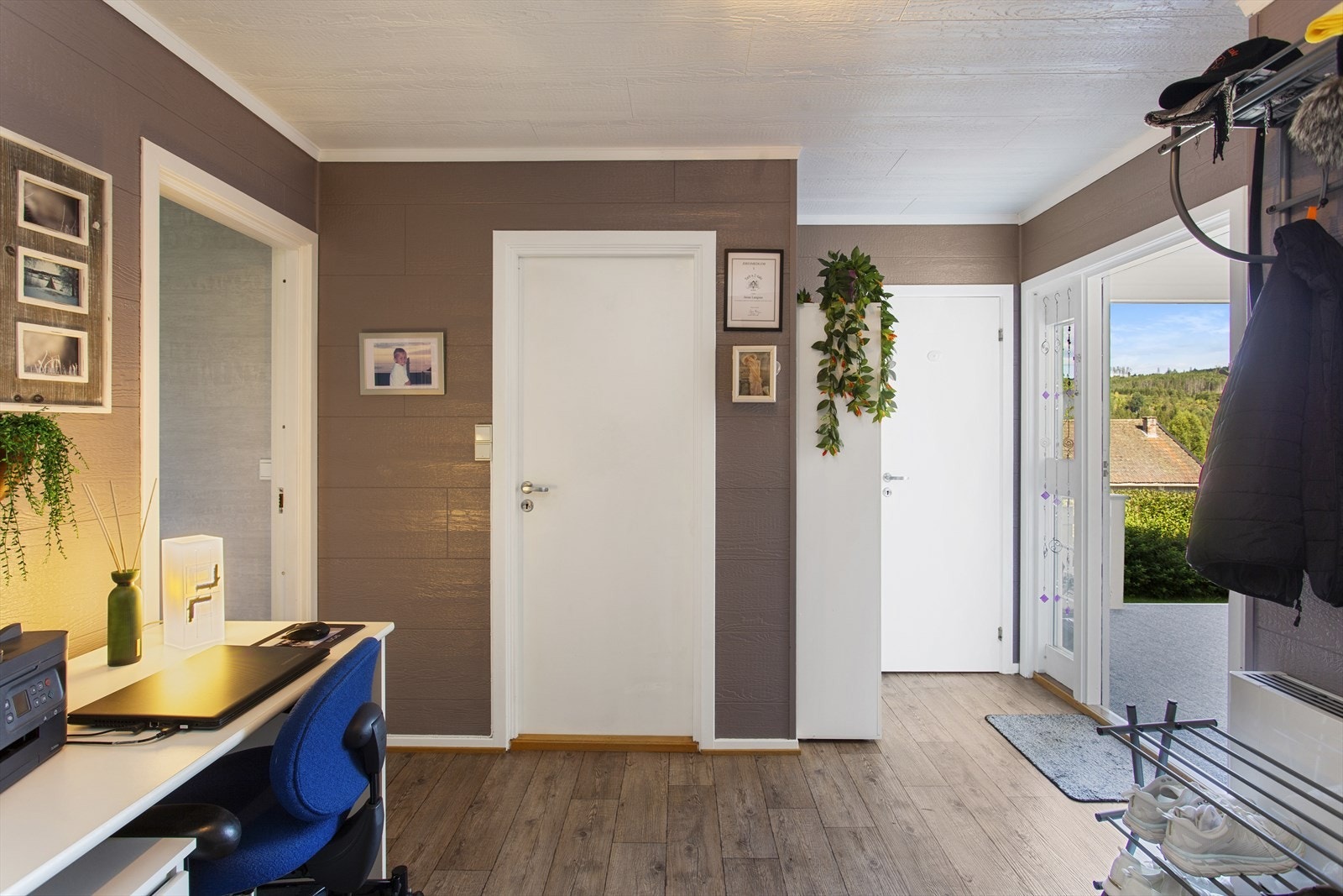 Lys og innbydende entré Galleribilde