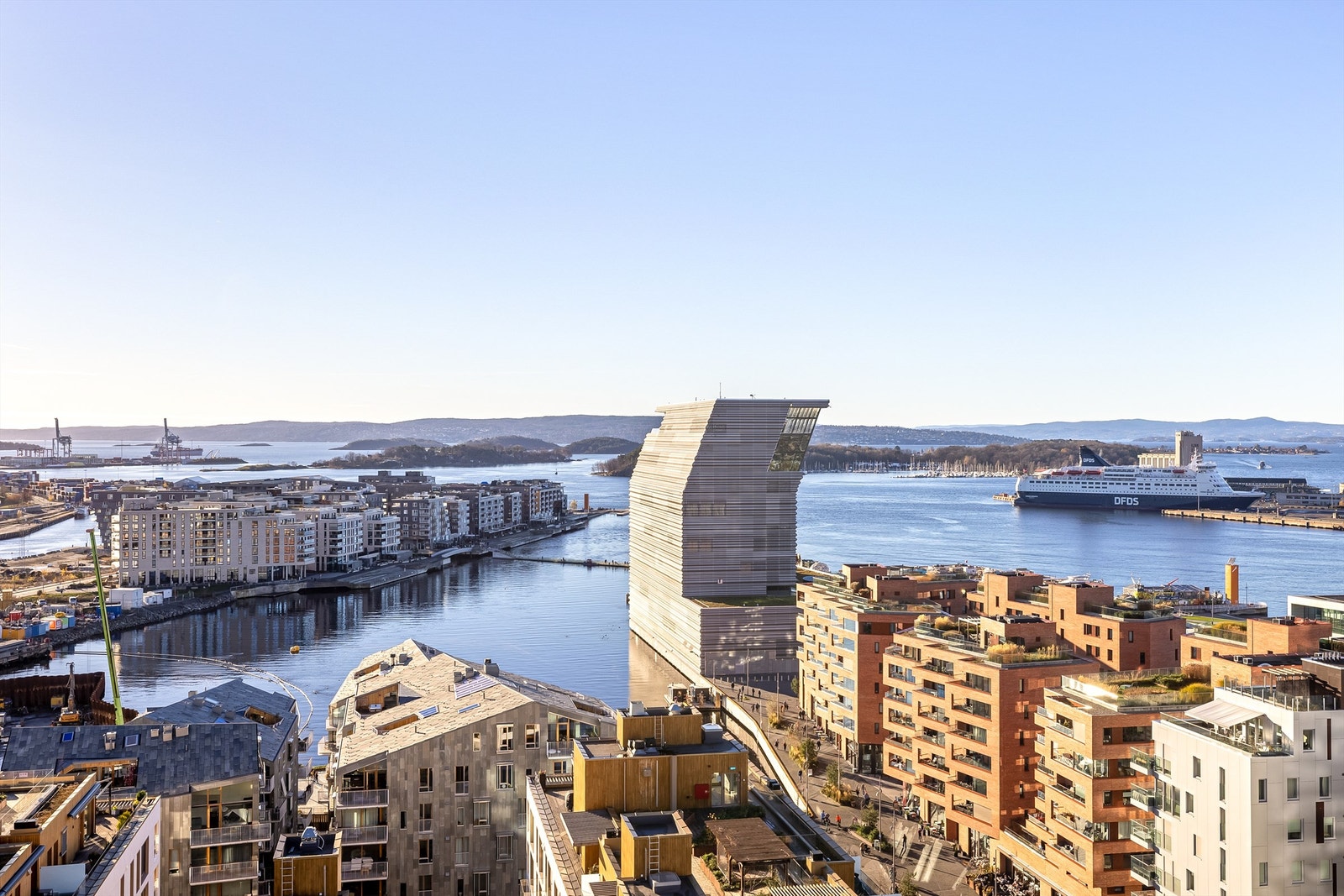 Bydel Gamle Oslo har hatt en meget positiv utvikling de siste årene med blant annet nye bolig-og byprosjekter, som utviklingen av Bjørvika og Fjordbyen. Galleribilde